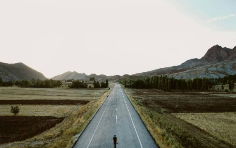 woman confident standing road to success motivation